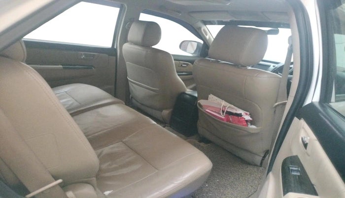 2014 Toyota Fortuner 3.0 4X2 MT, Diesel, Manual, 1,96,824 km, interior