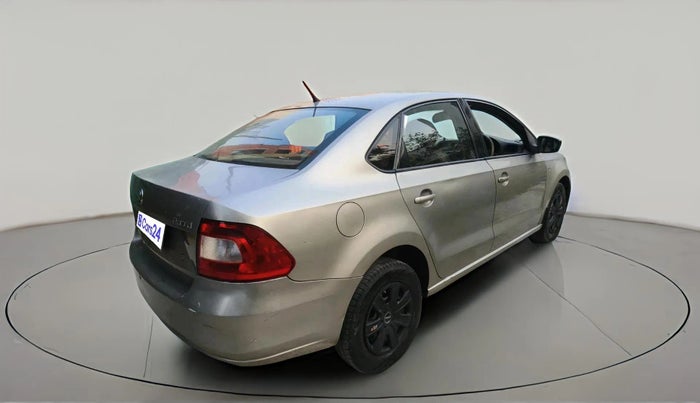 2012 Skoda Rapid AMBITION 1.6 TDI CR MT, Diesel, Manual, 1,93,425 km, exterior