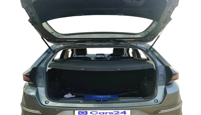 2024 Tata ALTROZ XM PLUS SUNROOF, Petrol, Manual, 18,858 km, exterior