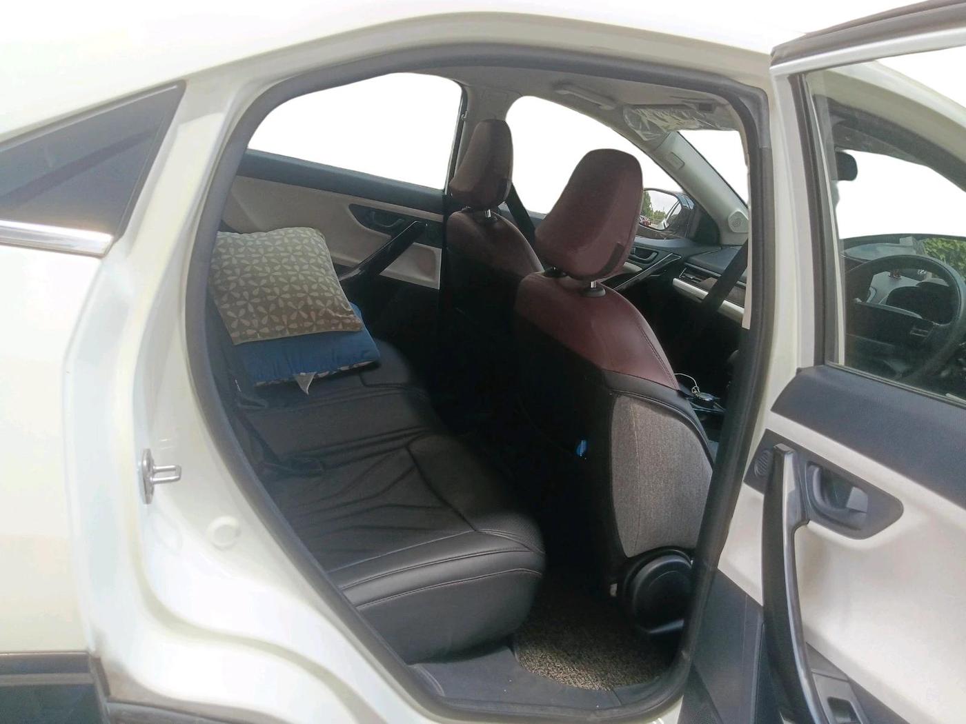 2025 Tata Curvv Pure Plus 1.2 Petrol 6MT, Petrol, Manual, 36,956 km, interior