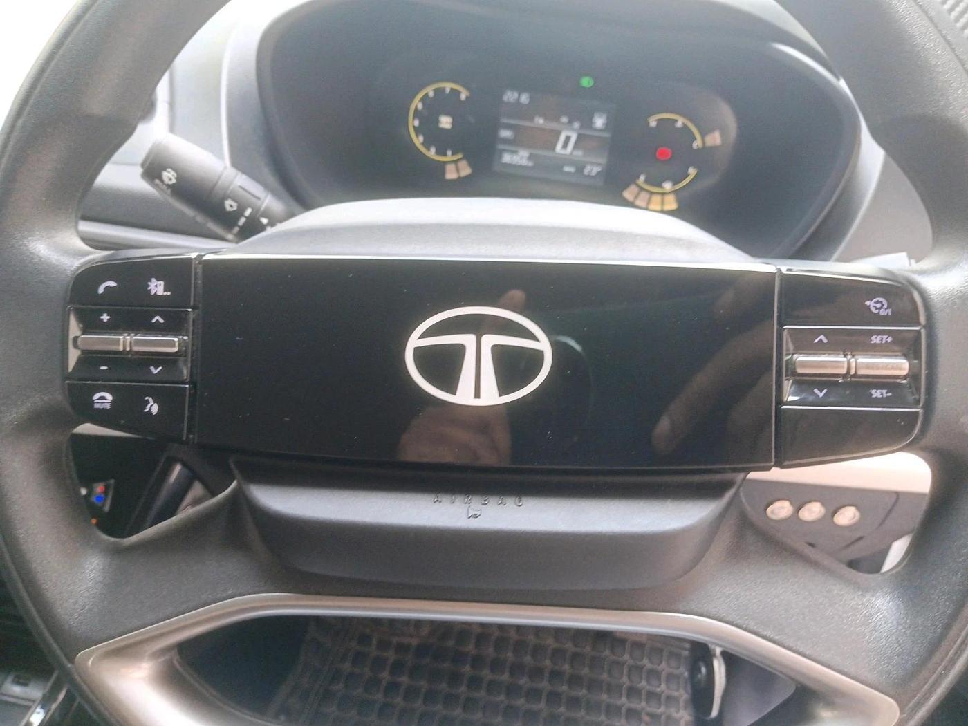 2025 Tata Curvv Pure Plus 1.2 Petrol 6MT, Petrol, Manual, 36,956 km, interior