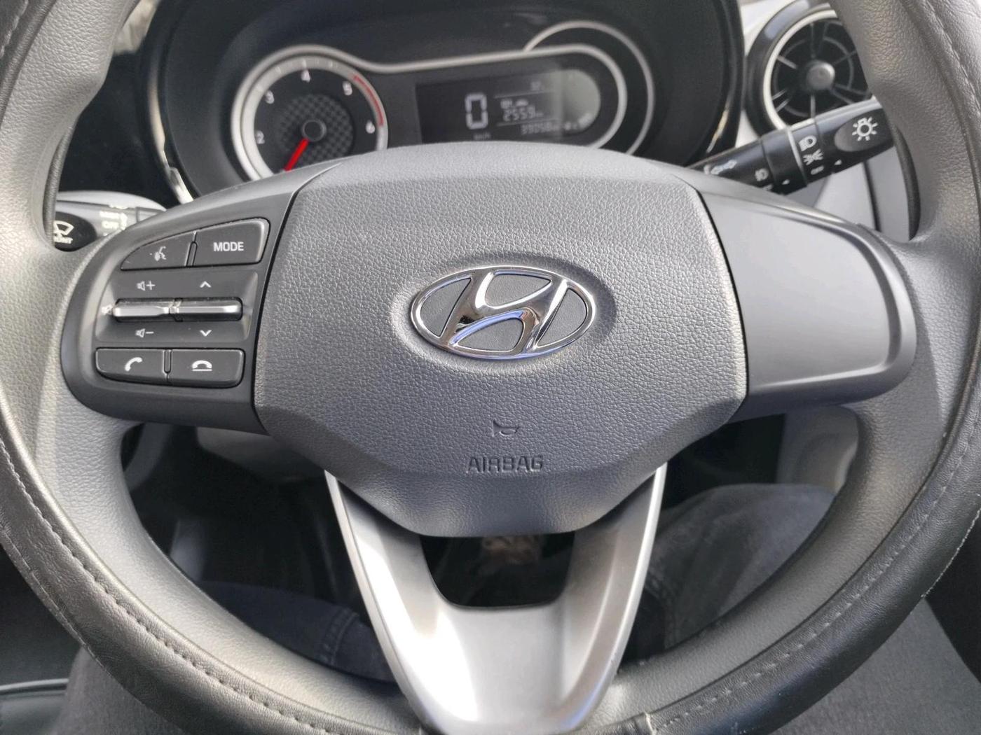 2022 Hyundai GRAND I10 NIOS SPORTZ U2 1.2 CRDI, Diesel, Manual, 39,058 km, interior