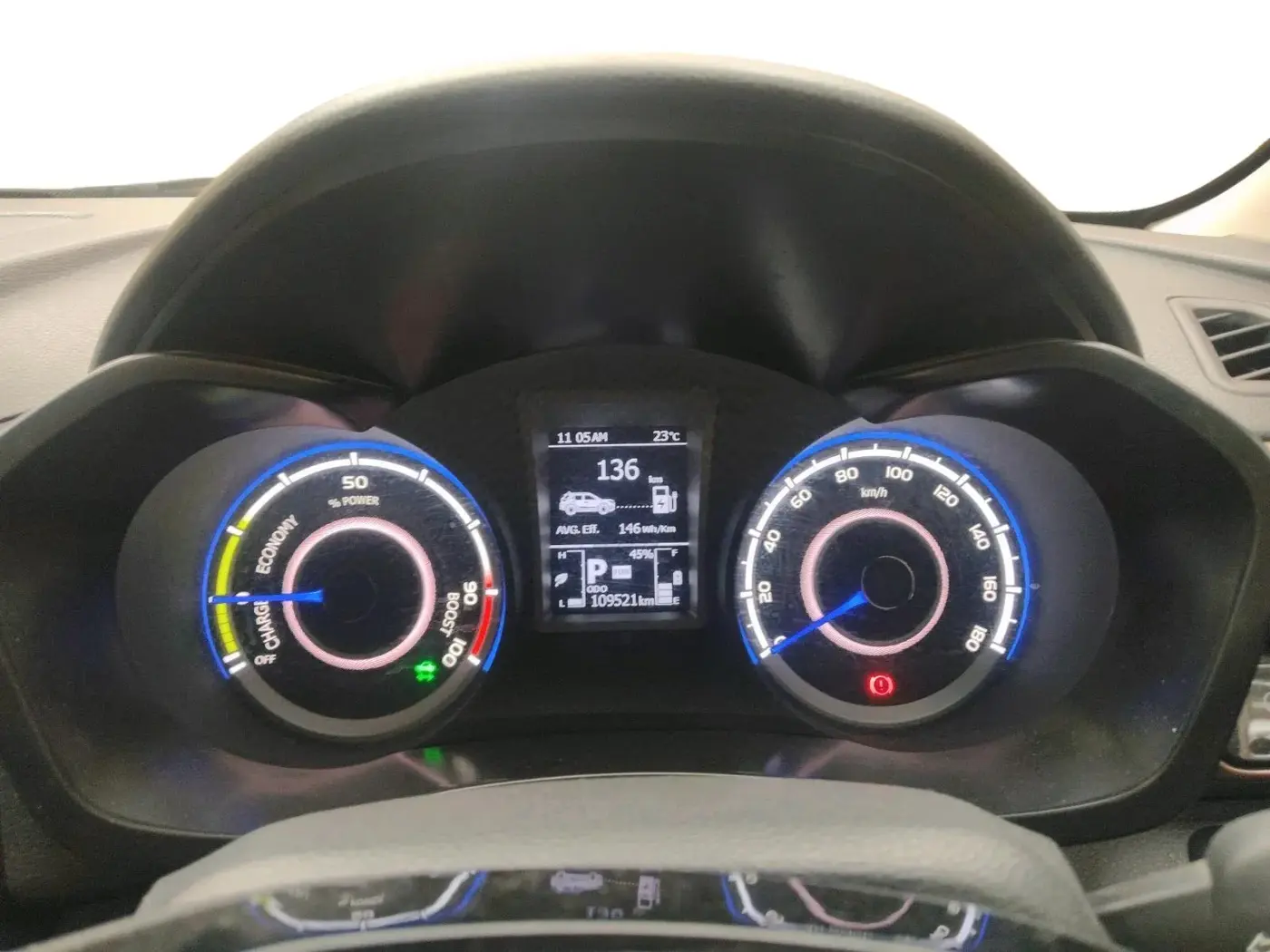 2023 Mahindra XUV400 EL 7.2 KW, Electric, Automatic, 1,09,521 km, interior
