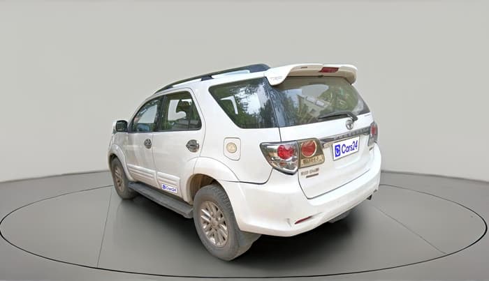 2013 Toyota Fortuner 3.0 4X2 AT, Diesel, Automatic, 2,42,792 km, exterior