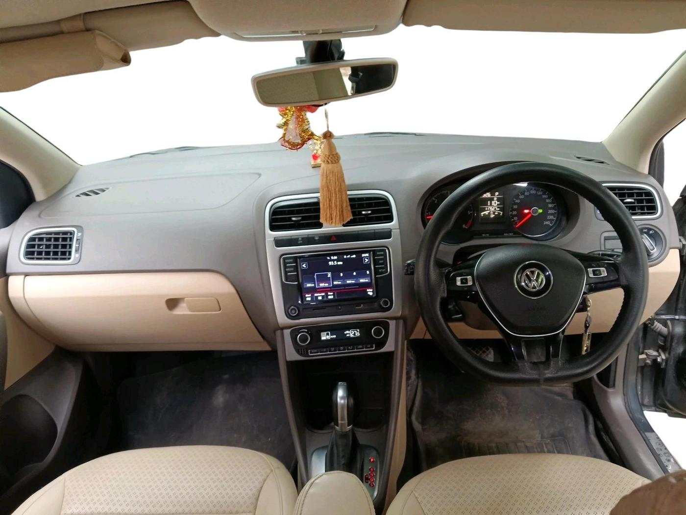 2018 Volkswagen Vento HIGHLINE 1.5 AT, Diesel, Automatic, 1,17,527 km, interior