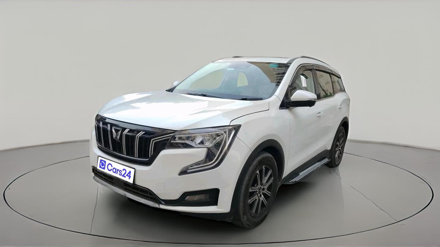 2023 Mahindra XUV700 AX 7 LUXURY P AT 7 STR, Petrol, Automatic, 51,500 km, exterior