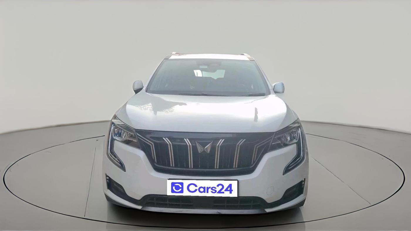 2023 Mahindra XUV700 AX 7 LUXURY P AT 7 STR, Petrol, Automatic, 51,500 km, exterior