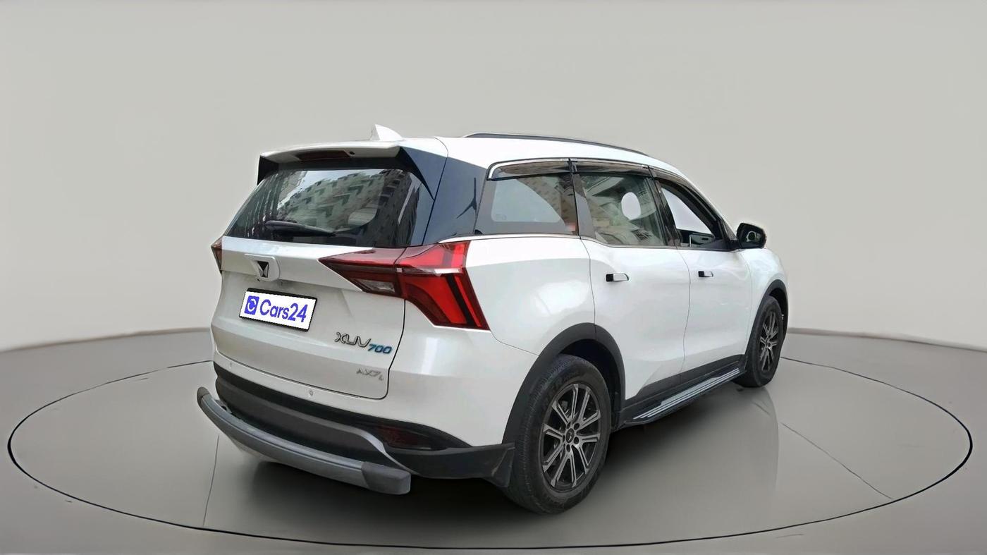 2023 Mahindra XUV700 AX 7 LUXURY P AT 7 STR, Petrol, Automatic, 51,500 km, exterior