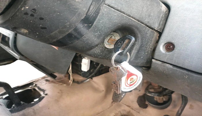 2010 Tata Sumo VICTA DI LX, Diesel, Manual, 1,73,420 km, interior