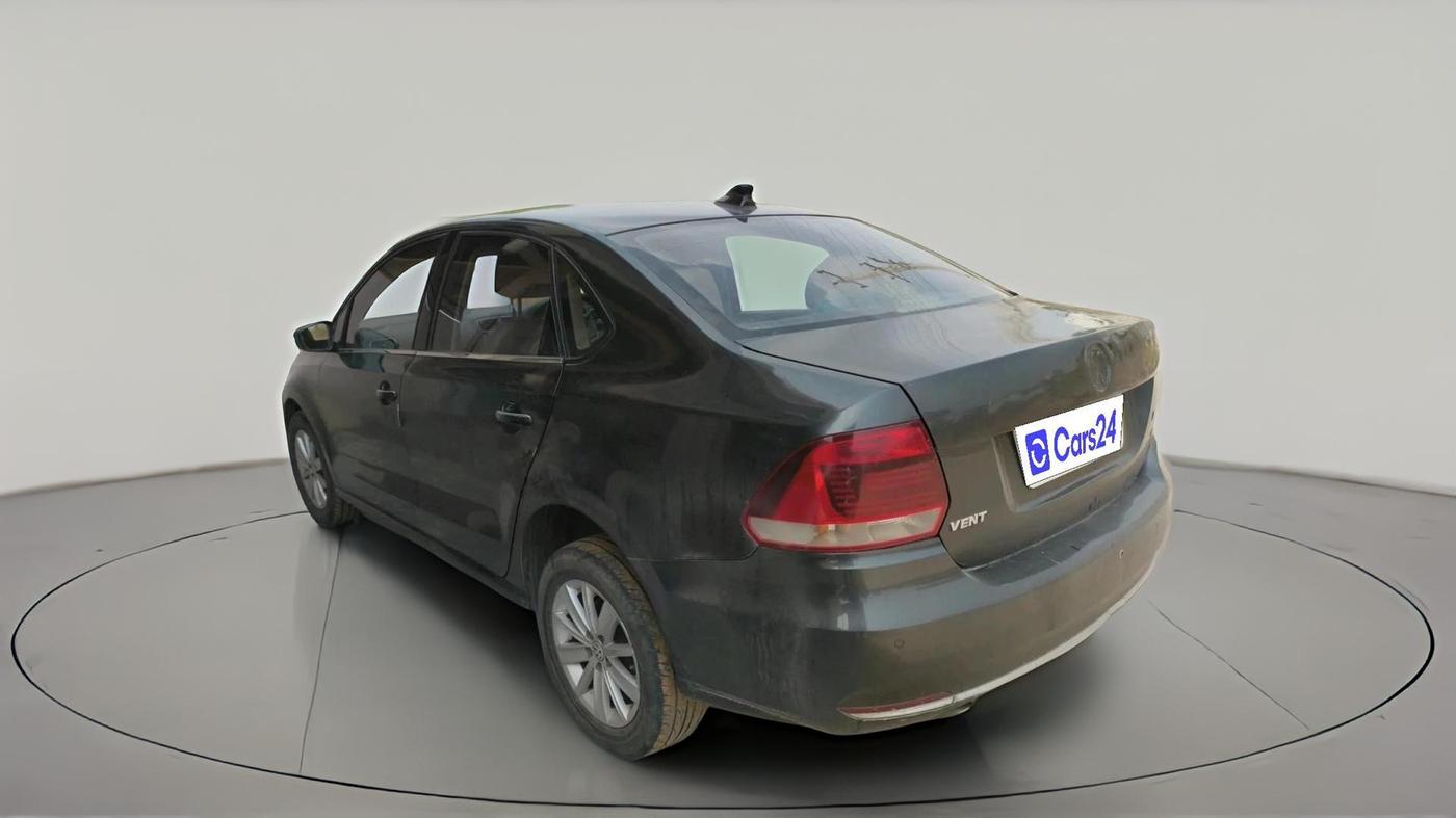 2016 Volkswagen Vento HIGHLINE 1.5 AT, Diesel, Automatic, 1,26,703 km, exterior