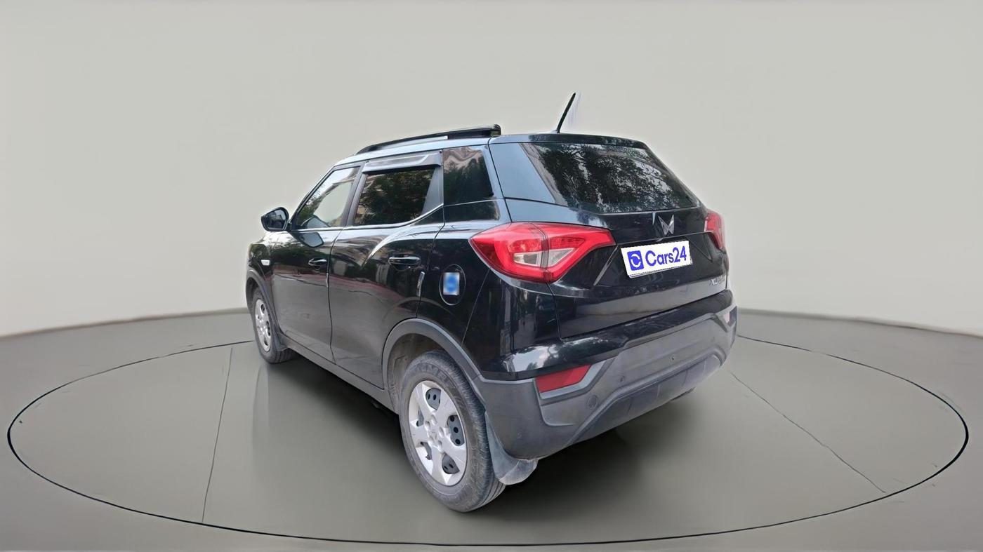2023 Mahindra XUV300 W6 1.5 Diesel, Diesel, Manual, 40,200 km, exterior
