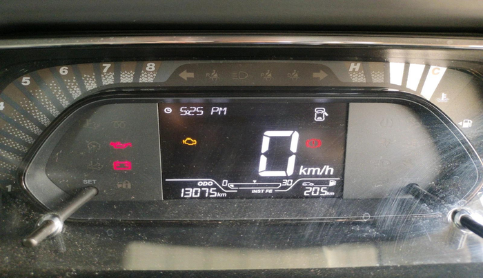 2025 Tata Tiago XT PETROL, Petrol, Manual, 13,075 km, interior