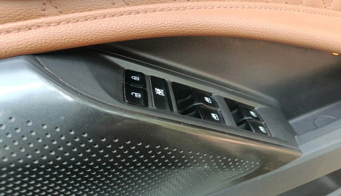 2022 MG GLOSTER SAVVY 6 STR 2.0 TWIN TURBO 4WD, Diesel, Automatic, 61,205 km, interior