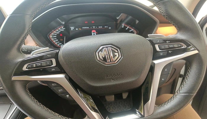 2022 MG GLOSTER SAVVY 6 STR 2.0 TWIN TURBO 4WD, Diesel, Automatic, 61,205 km, interior