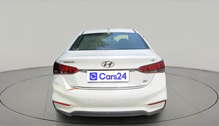 2018 Hyundai Verna 1.6 VTVT SX O, Petrol, Manual, 1,83,842 km, exterior