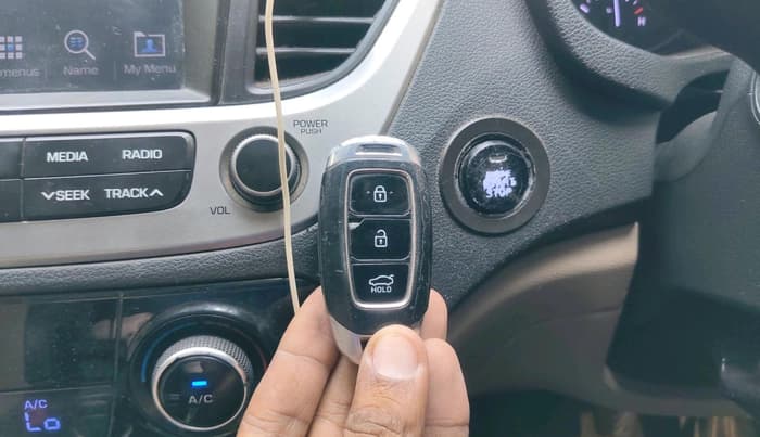 2018 Hyundai Verna 1.6 VTVT SX O, Petrol, Manual, 1,83,842 km, interior