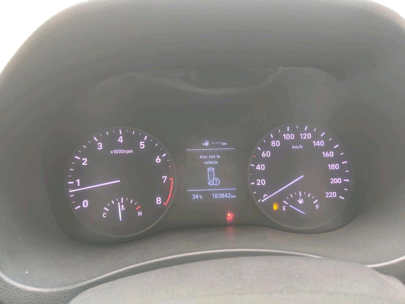 2018 Hyundai Verna 1.6 VTVT SX O, Petrol, Manual, 1,83,842 km, interior
