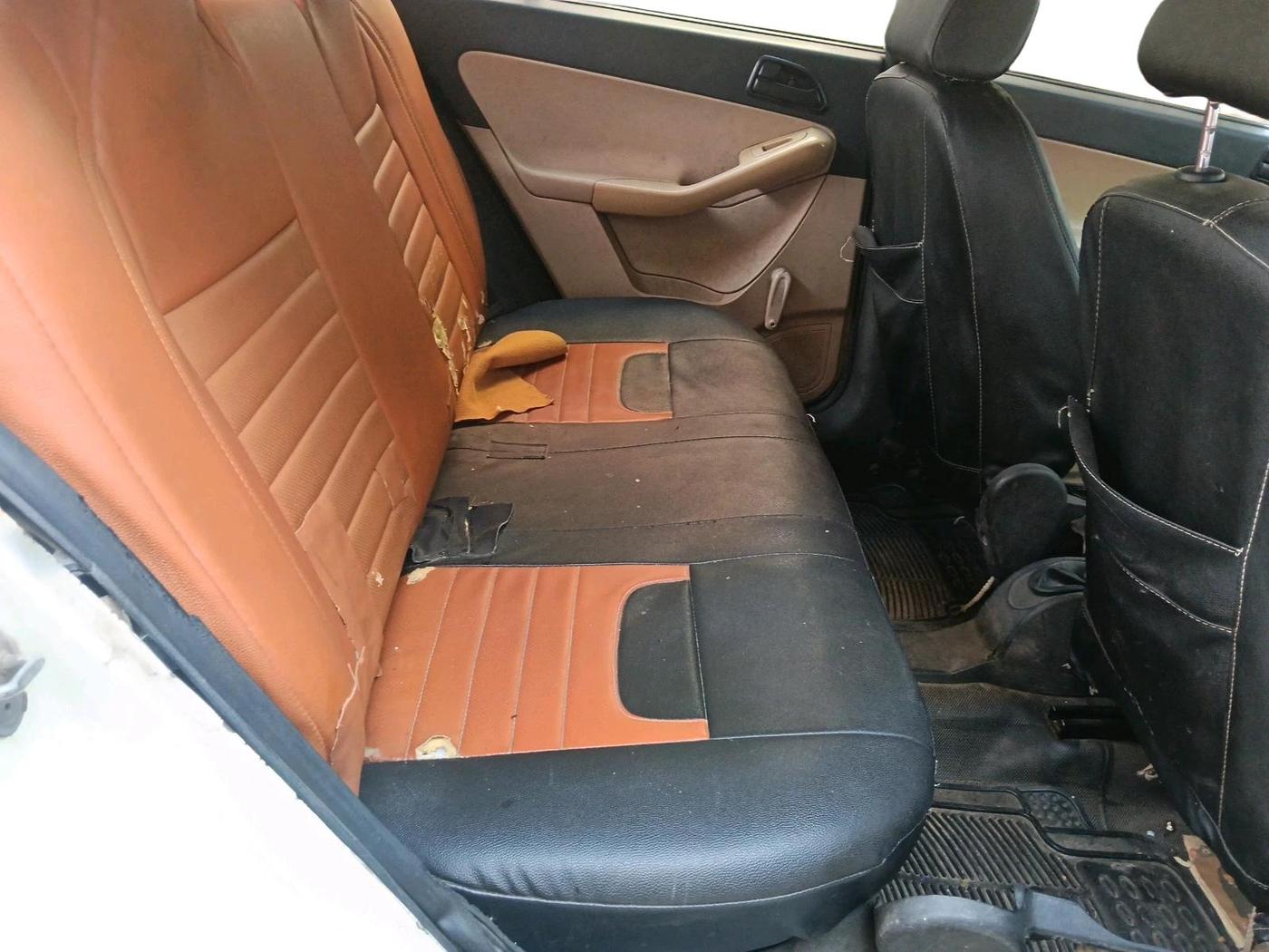 2013 Tata Indica Vista LS QUADRAJET, Diesel, Manual, 1,93,546 km, interior