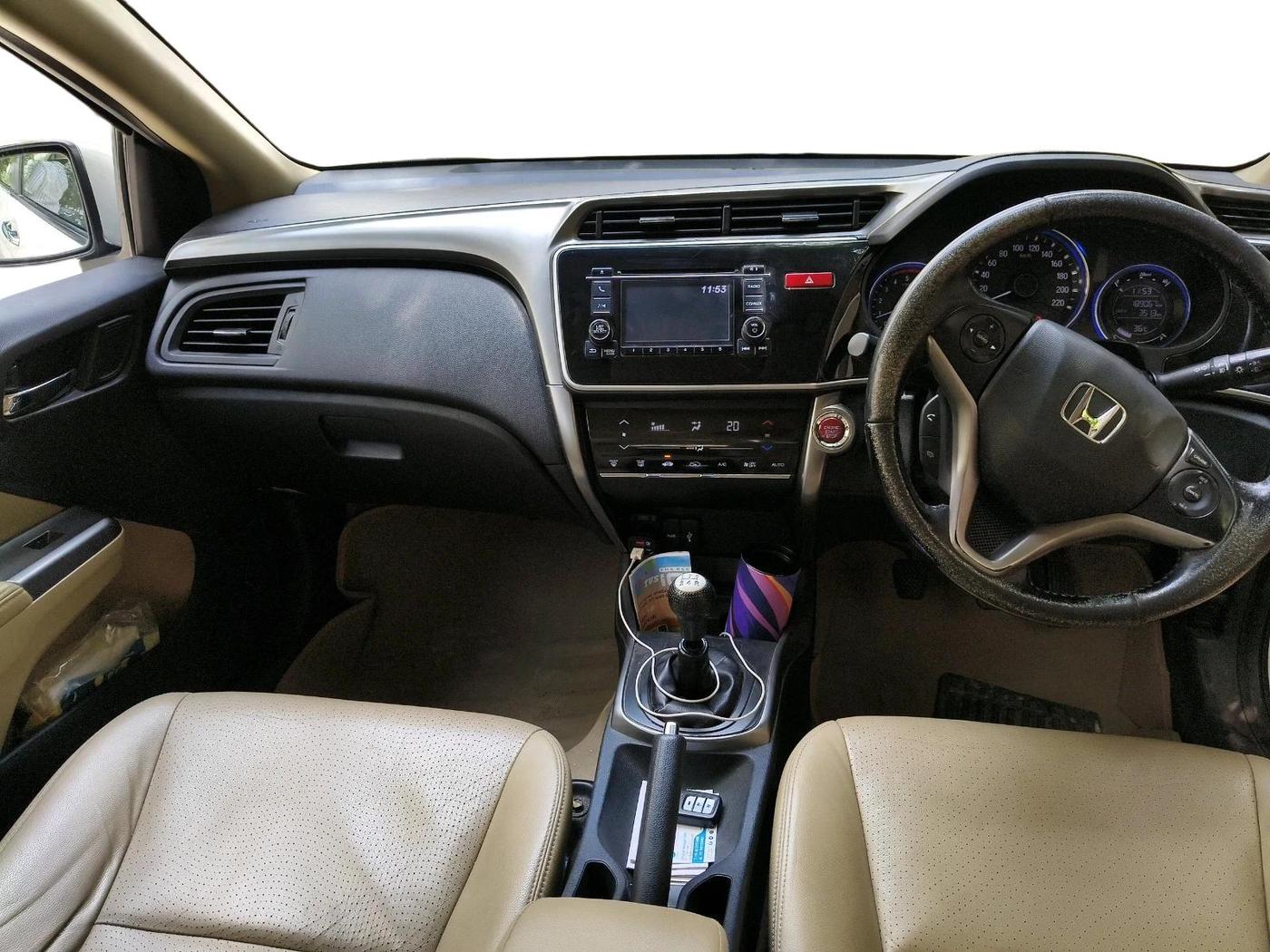 2014 Honda City 1.5L I-DTEC VX, Diesel, Manual, 1,89,067 km, interior