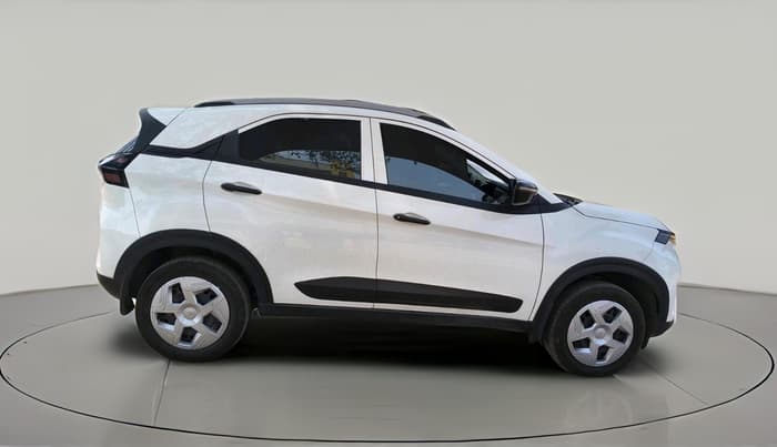 2025 Tata NEXON Smart Plus S 1.2 iCNG 6MT, CNG, Manual, 17,724 km, exterior