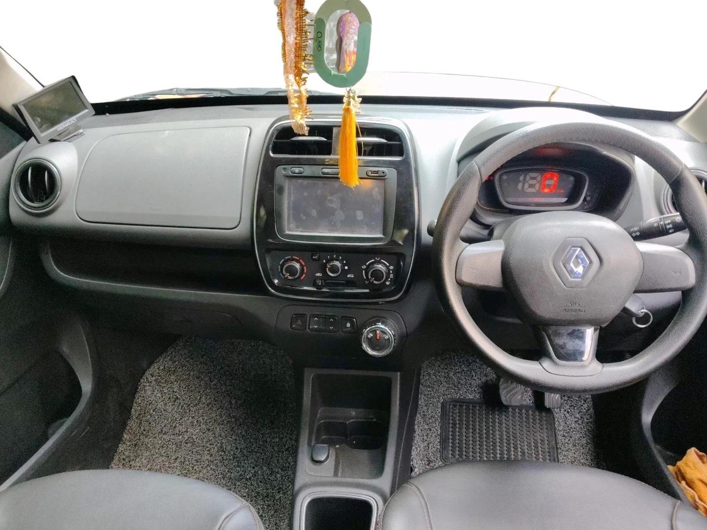 2017 Renault Kwid RXT 1.0 AMT, Petrol, Automatic, 47,805 km, interior