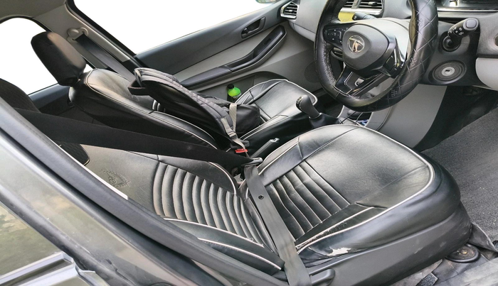 2021 Tata Tiago XT (O) PETROL, Petrol, Manual, 1,29,458 km, interior