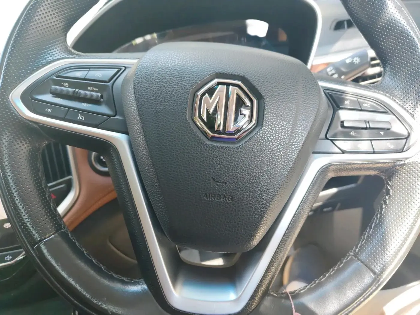 2021 MG HECTOR PLUS SHARP 2.0 DIESEL TURBO MT 6-STR, Diesel, Manual, 44,402 km, interior