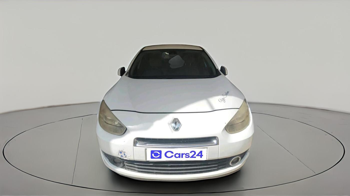 2011 Renault Fluence 1.5 E2, Diesel, Manual, 1,28,079 km, exterior