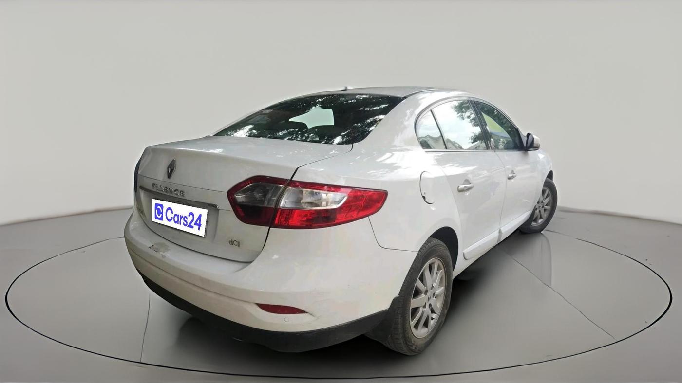 2011 Renault Fluence 1.5 E2, Diesel, Manual, 1,28,079 km, exterior