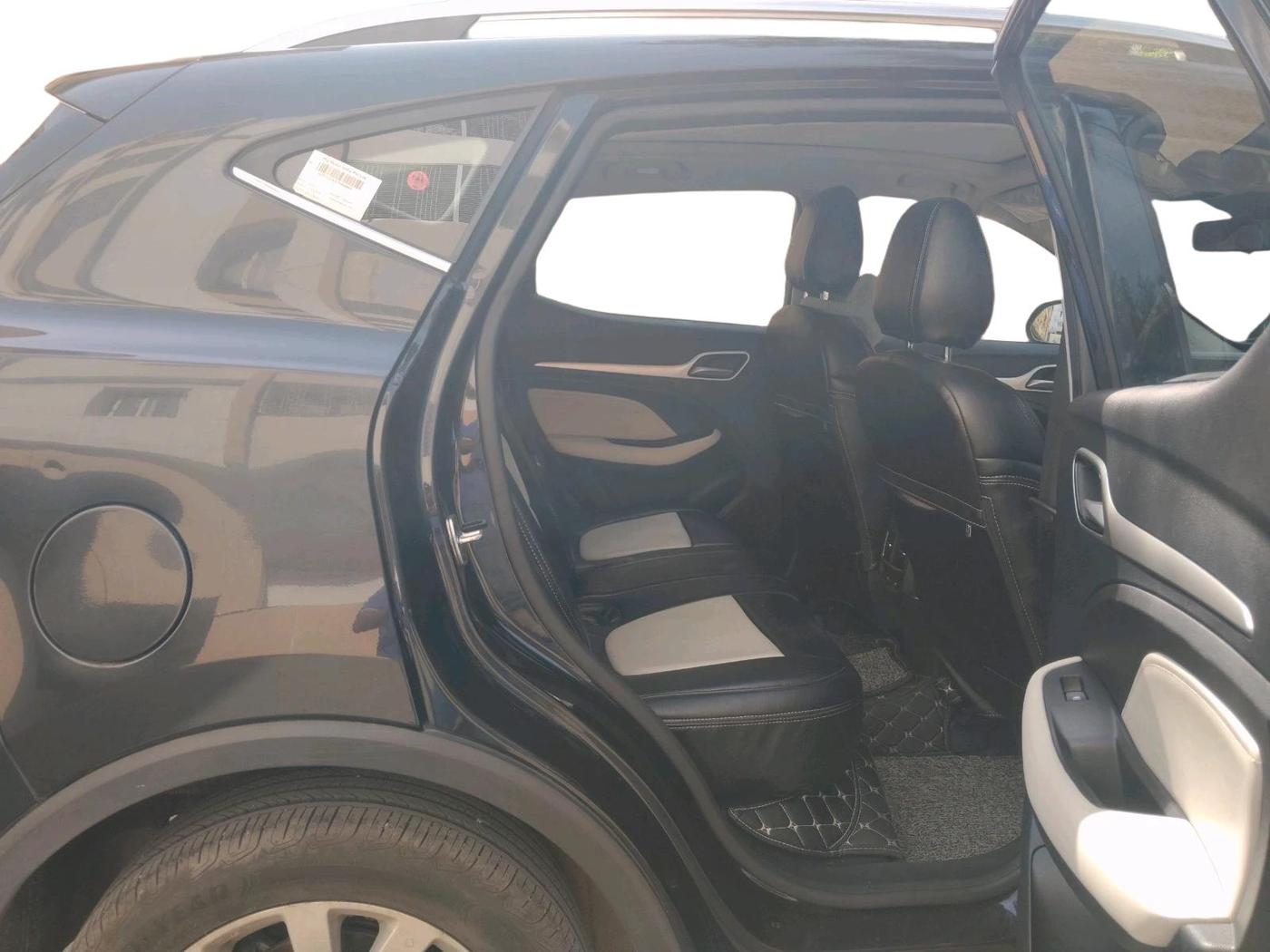 2024 MG ASTOR Select 1.5 CVT (Ivory), Petrol, Automatic, 19,989 km, interior