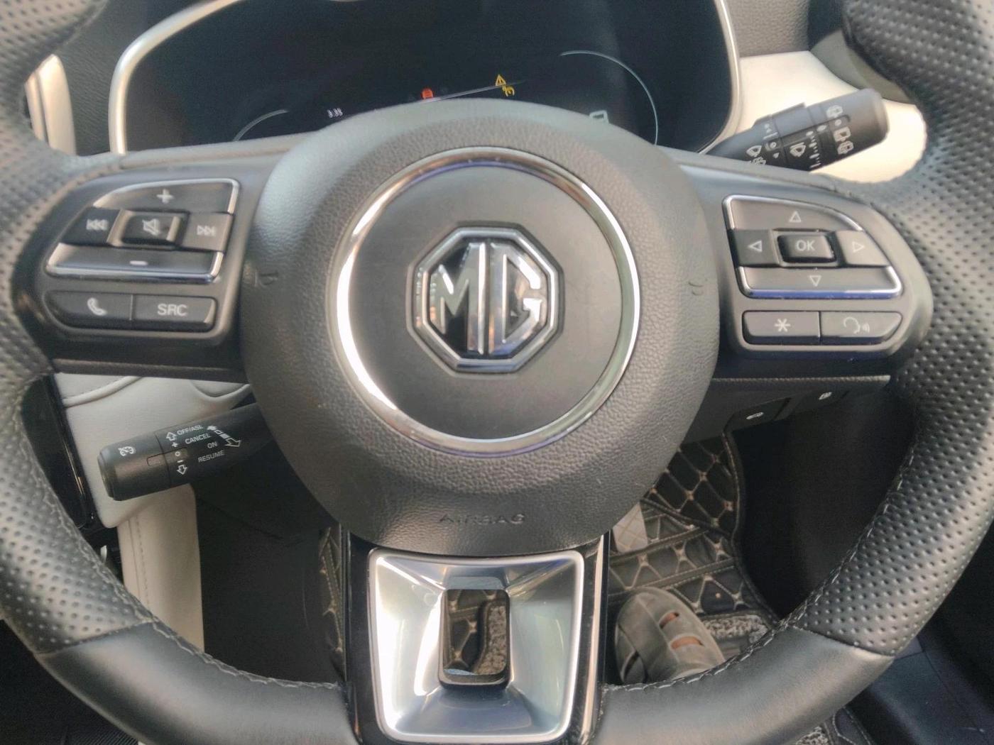 2024 MG ASTOR Select 1.5 CVT (Ivory), Petrol, Automatic, 19,989 km, interior