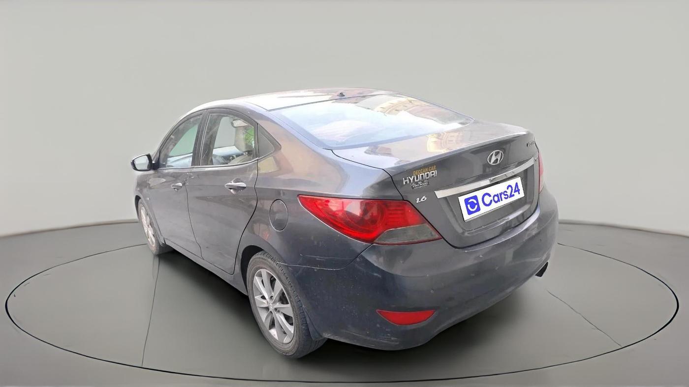 2012 Hyundai Verna FLUIDIC 1.6 CRDI SX, Diesel, Manual, 1,88,488 km, exterior