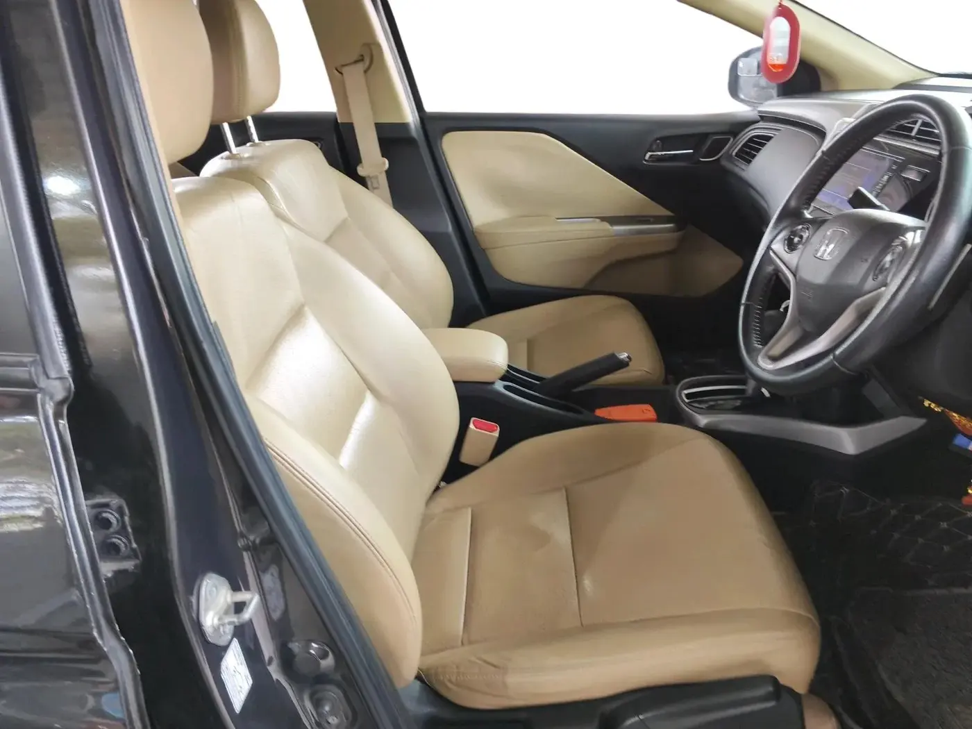 2019 Honda City 1.5L I-VTEC ZX CVT, Petrol, Automatic, 1,13,918 km, interior