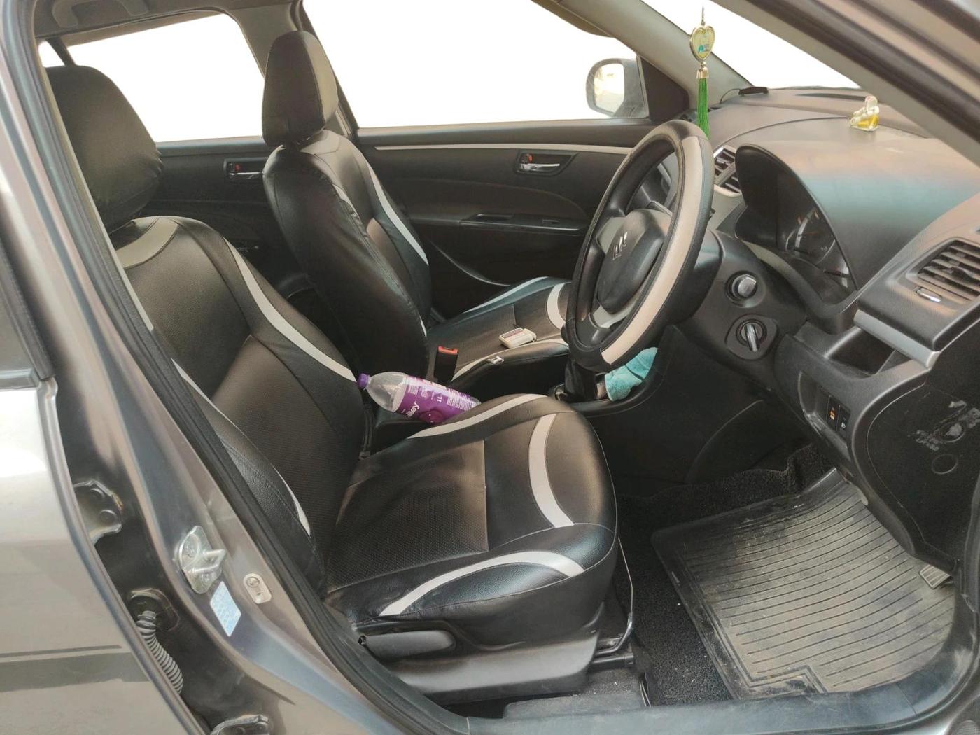 2013 Maruti Swift VDI, Diesel, Manual, 1,24,387 km, interior