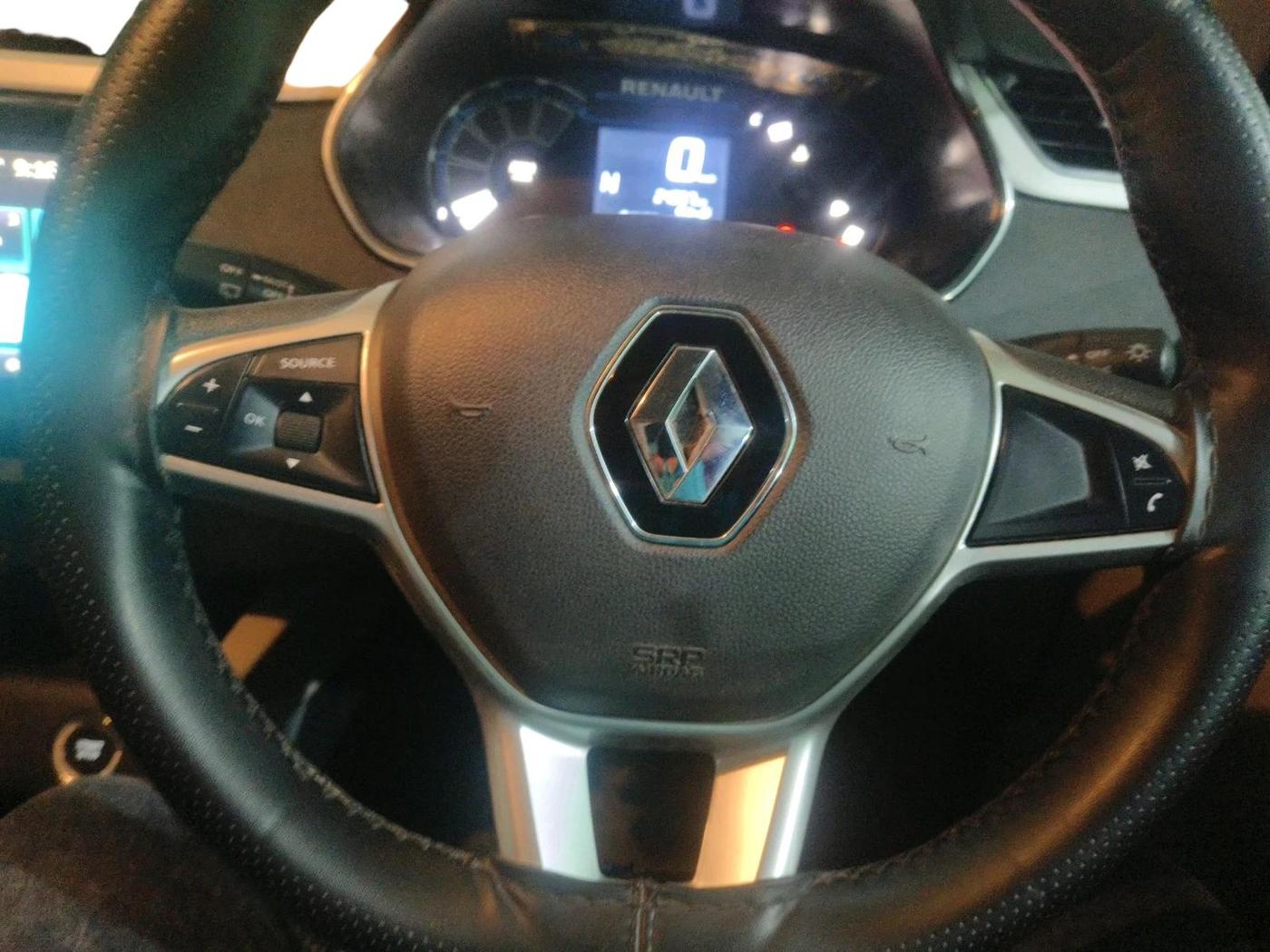 2022 Renault TRIBER RXZ AMT, Petrol, Automatic, 24,267 km, interior