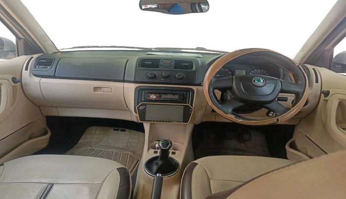 2011 Skoda Fabia AMBITION 1.2 MPI, Petrol, Manual, 25,263 km, interior