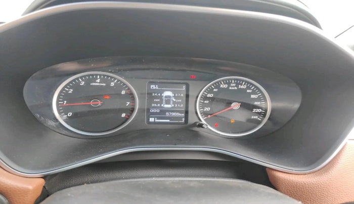 2022 MG HECTOR PLUS SELECT 2.0 DIESEL TURBO MT 7-STR, Diesel, Manual, 57,969 km, interior