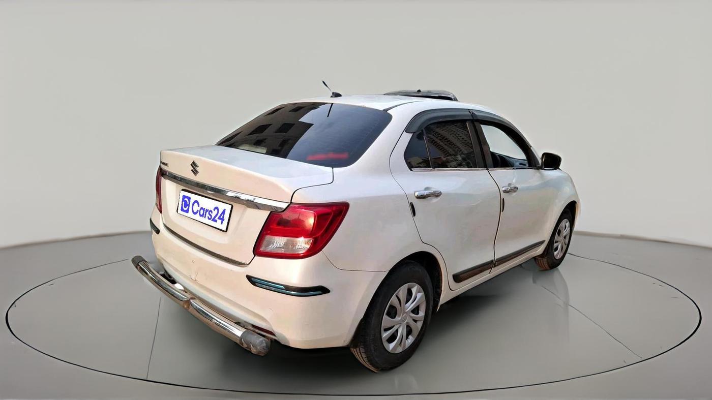 2017 Maruti Dzire VDI, Diesel, Manual, 1,36,155 km, exterior