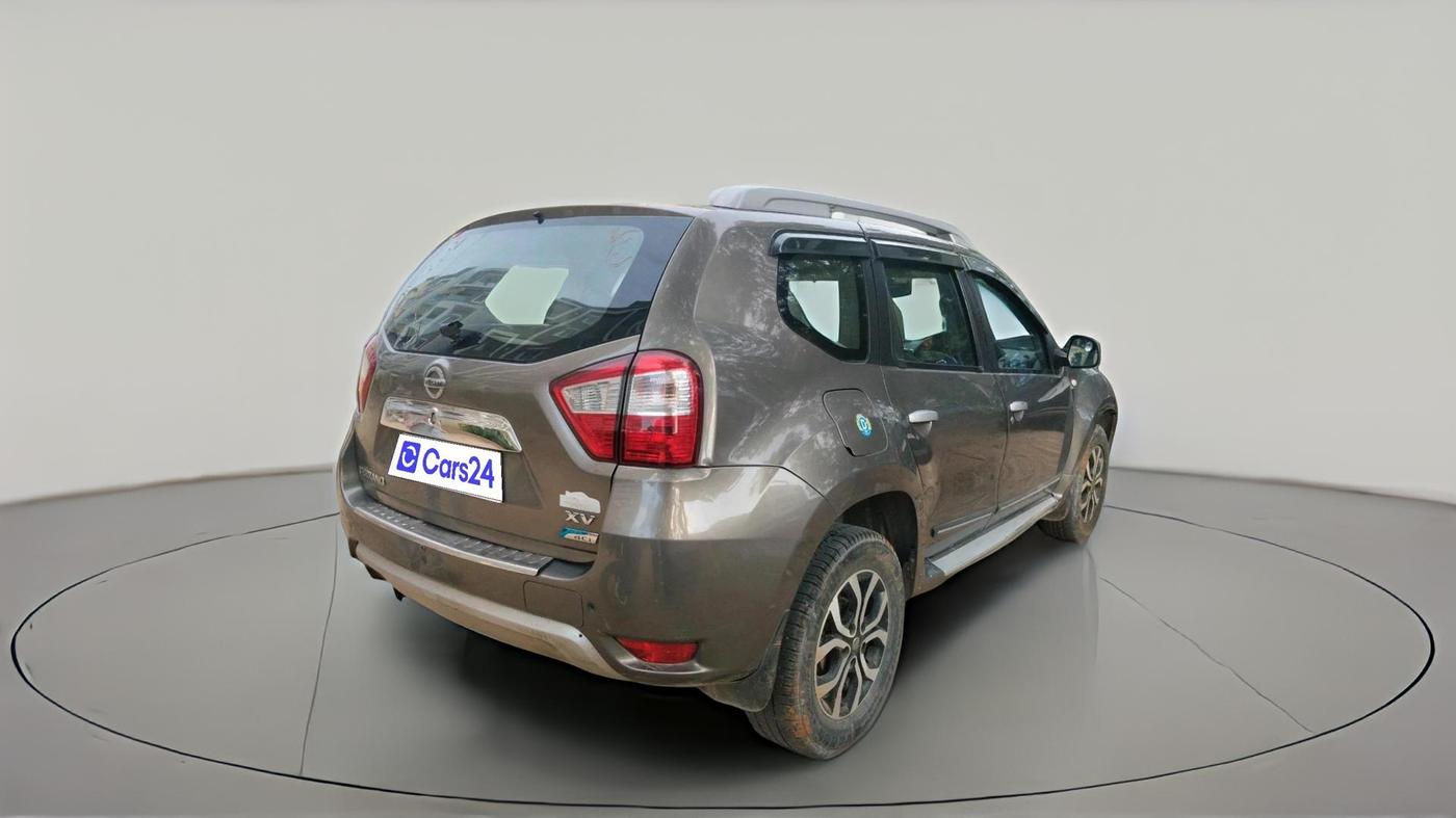 2015 Nissan Terrano XV D THP 110 PS, Diesel, Manual, 1,61,465 km, exterior