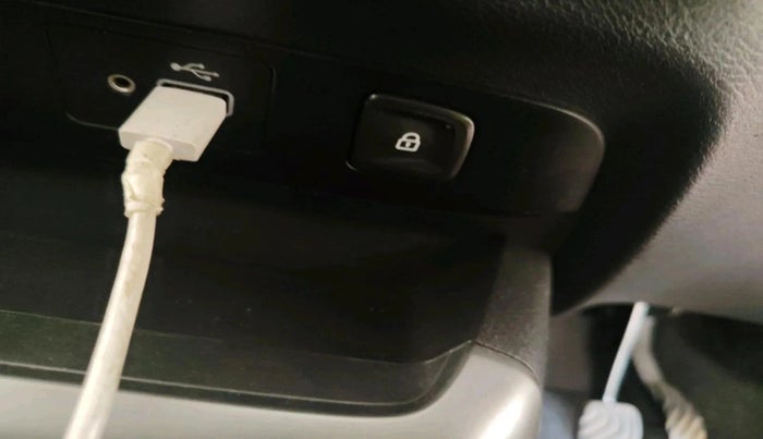 2020 Datsun Redi Go T(O) 1.0 AMT, Petrol, Automatic, 40,323 km, interior