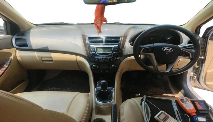 2011 Hyundai Verna FLUIDIC 1.6 CRDI SX, Diesel, Manual, 1,90,876 km, interior