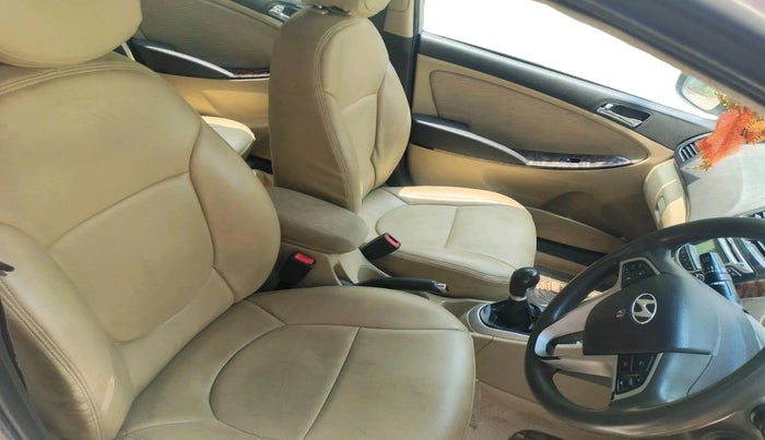 2011 Hyundai Verna FLUIDIC 1.6 CRDI SX, Diesel, Manual, 1,90,876 km, interior