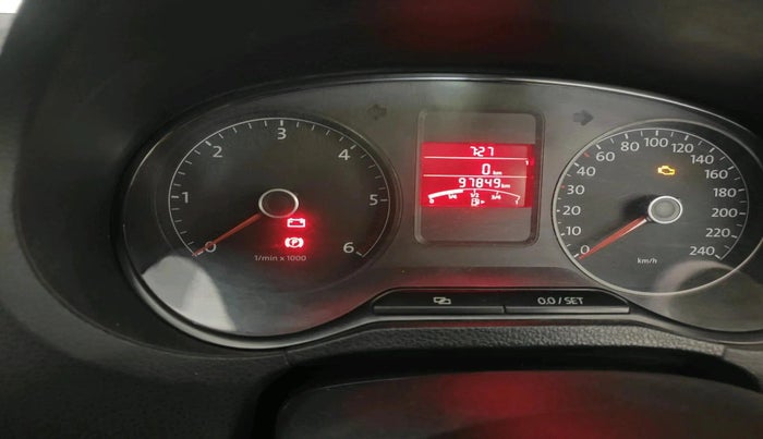 2013 Volkswagen Polo HIGHLINE DIESEL, Diesel, Manual, 9,78,456 km, interior