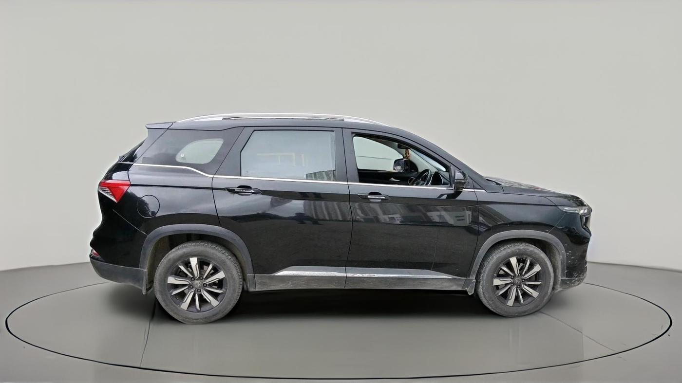 2020 MG HECTOR PLUS SHARP 2.0 DIESEL TURBO MT 6-STR, Diesel, Manual, 1,28,930 km, exterior