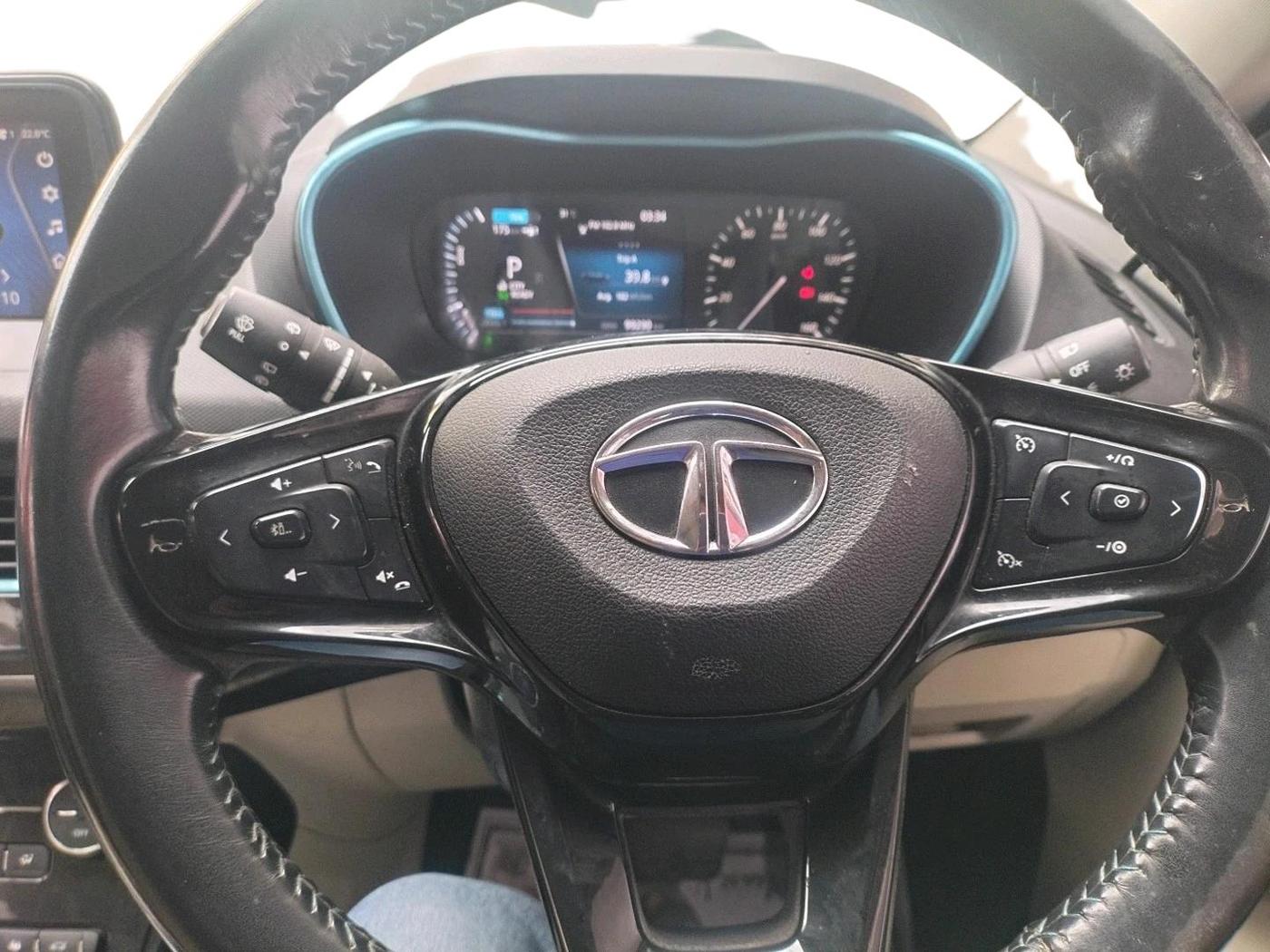 2022 Tata NEXON EV XZ PLUS LUX, Electric, Automatic, 99,290 km, interior