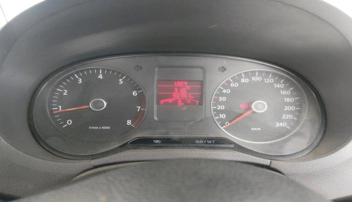 2011 Volkswagen Vento TRENDLINE 1.6, Petrol, Manual, 96,741 km, interior