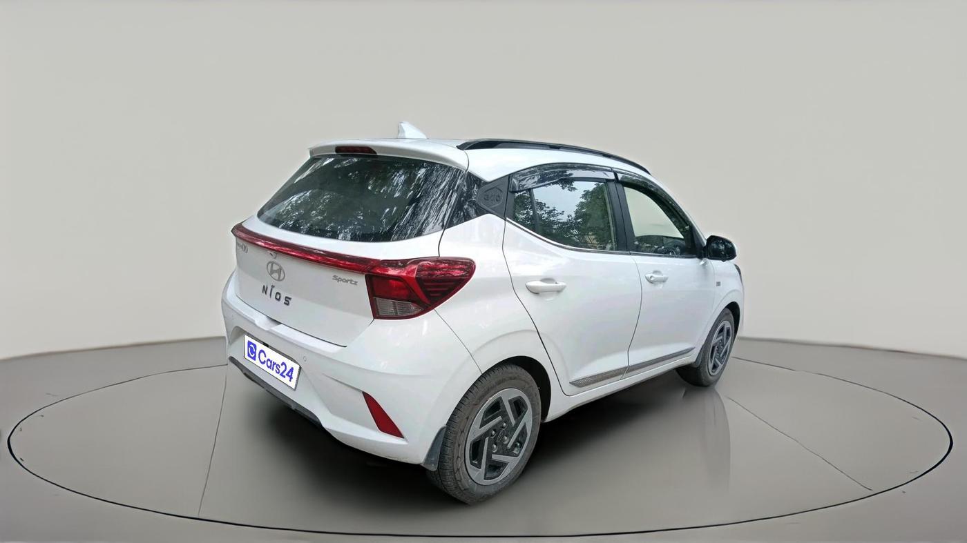 2023 Hyundai GRAND I10 NIOS SPORTZ AMT 1.2 KAPPA VTVT, Petrol, Automatic, 67,031 km, exterior