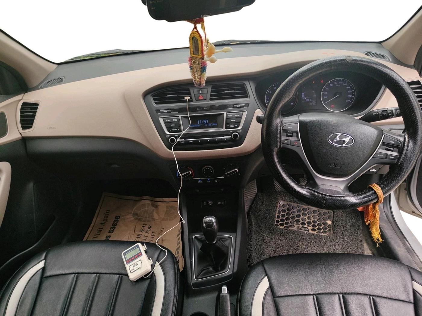 2017 Hyundai Elite i20 SPORTZ 1.2, Petrol, Manual, 77,270 km, interior