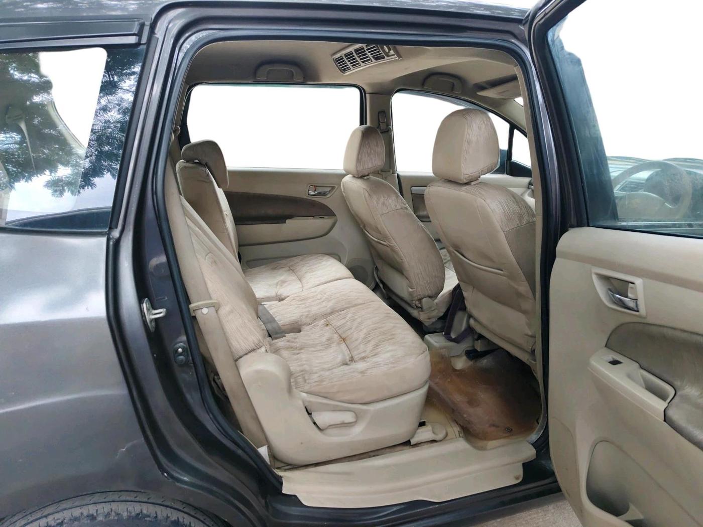 2014 Maruti Ertiga ZDI, Diesel, Manual, 1,08,328 km, interior
