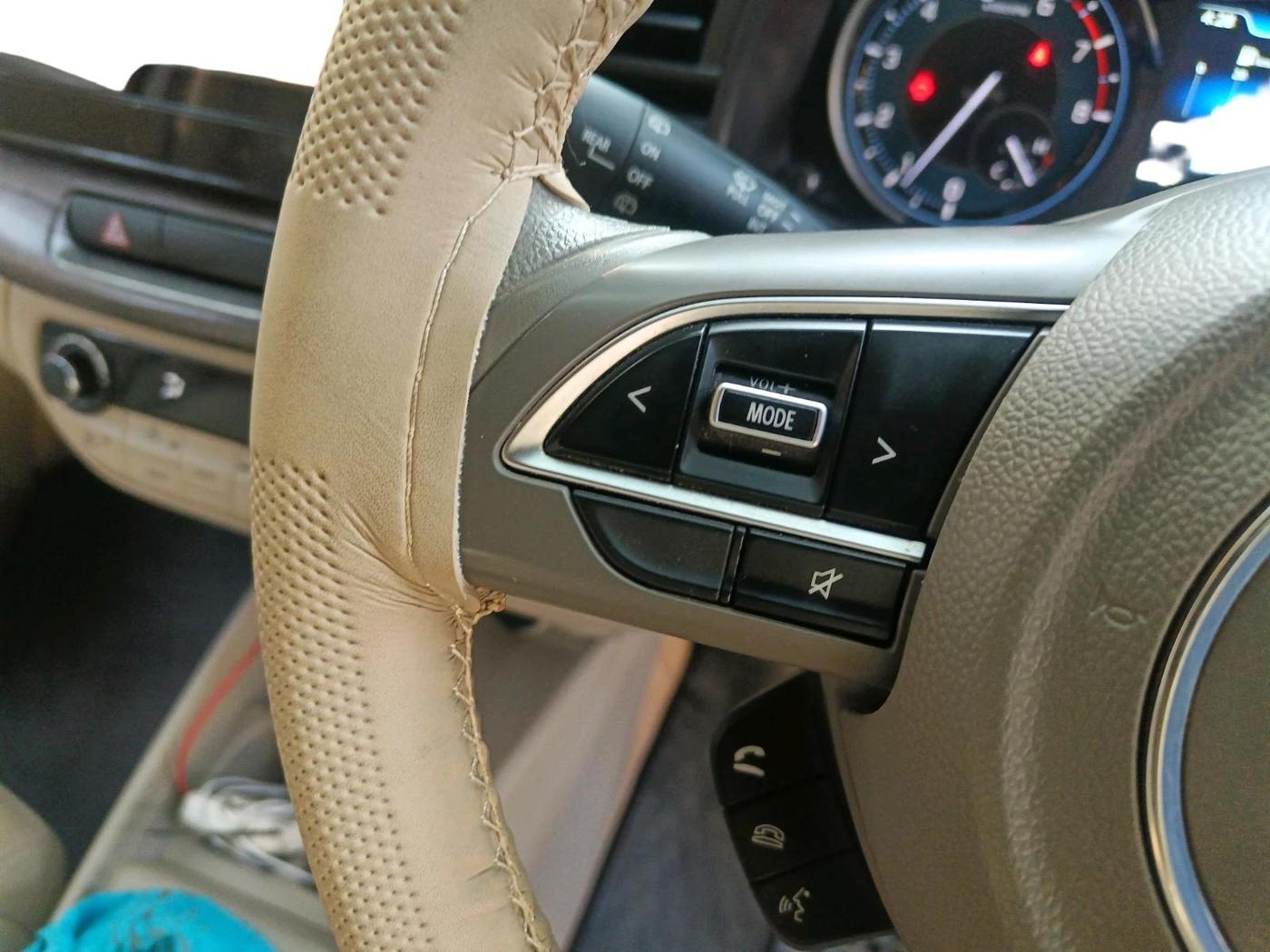 2023 Maruti Ertiga ZXI SHVS, Petrol, Manual, 21,219 km, interior